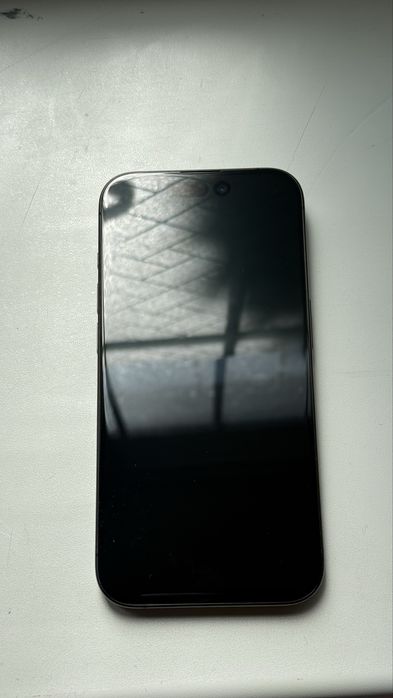 Смартфон iPhone 15 pro, 91% батарея