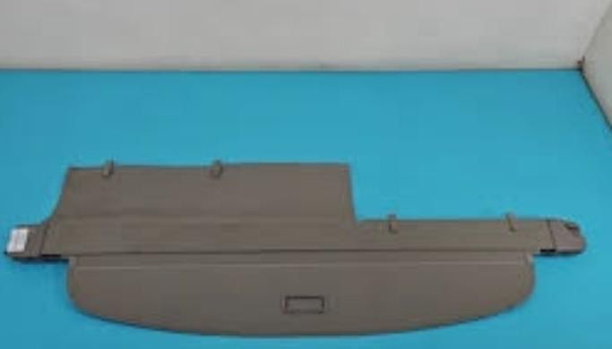 Продам шторку на ауди Q7 4L