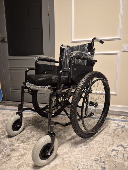 Новая инвалидная коляска