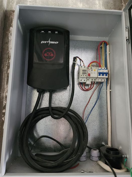 Elektromobil zaryadnik ustanovka potklyucheniya xizmatlari