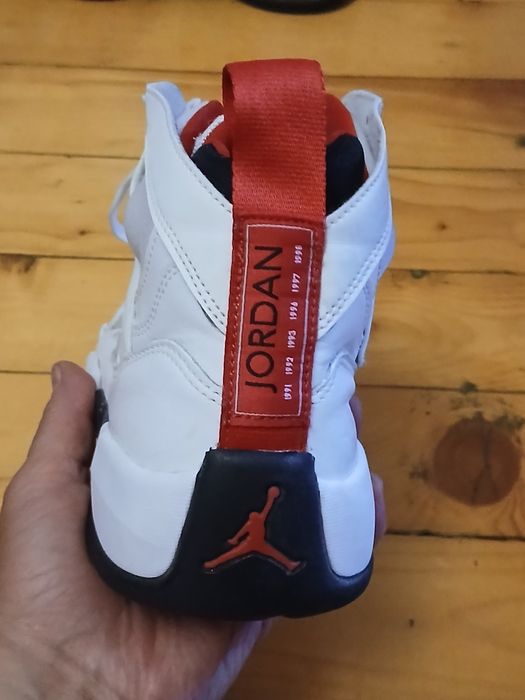 Маратонки NIKE JORDAN