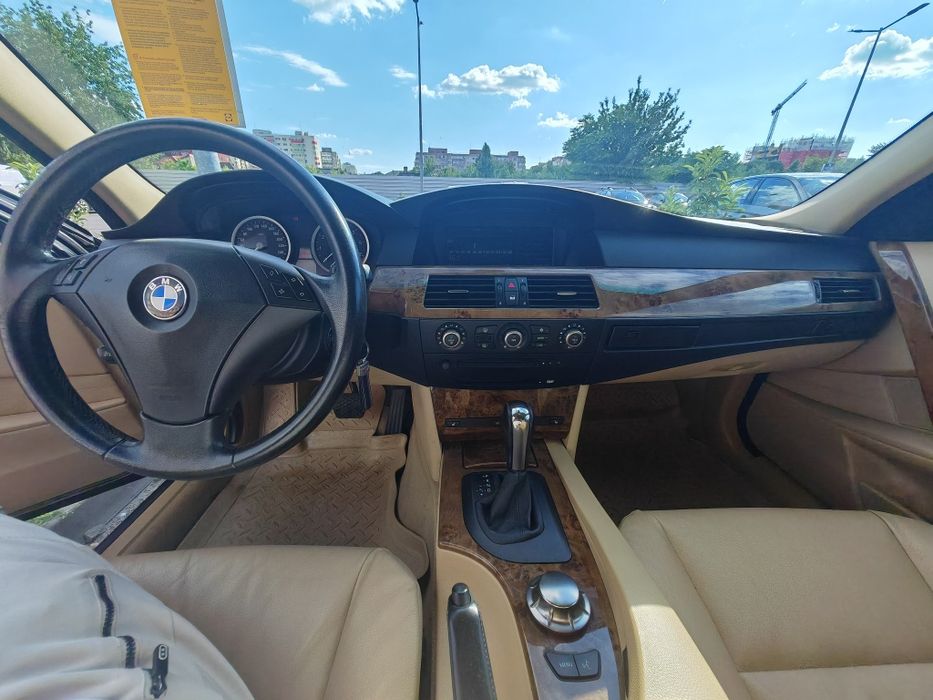 BMW seria 5, e60,  525i  din 2005, automat, 218 cai, 2 seturi roti