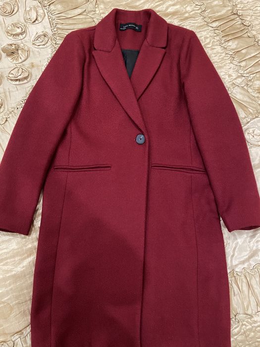 Продам пальто Зара