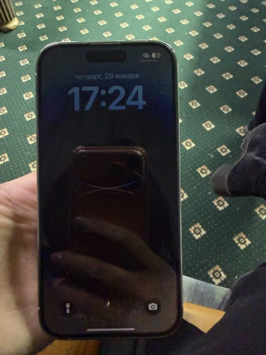 Срочно продам айфон 14 про