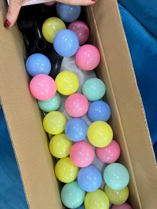 Продаётся новый манеж