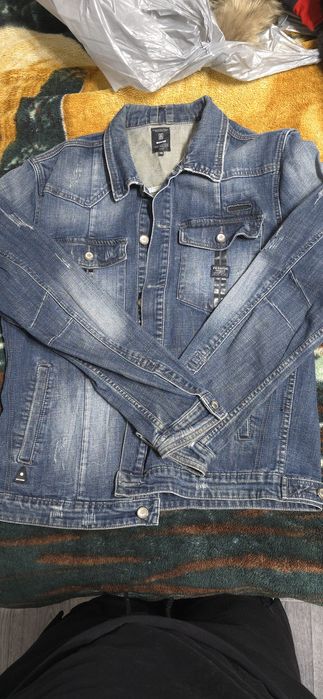 Мужская одежда джинсовка и куртка теплая