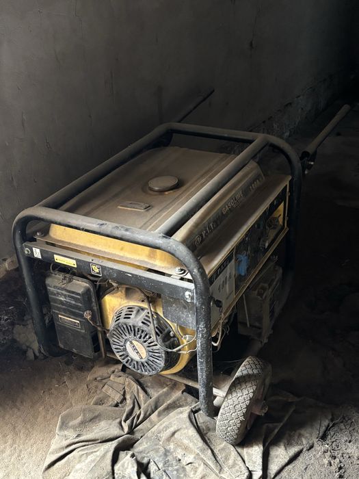 Генератор бензинывой