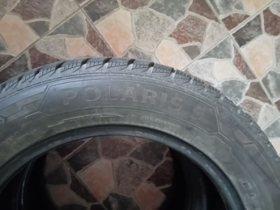 2 бр. зимни гуми 205/55R16 - отлично състояние
