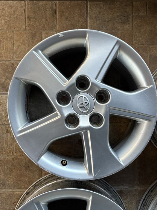 Оригинални джанти Toyota Auris / Тойота 15" 5х114.3