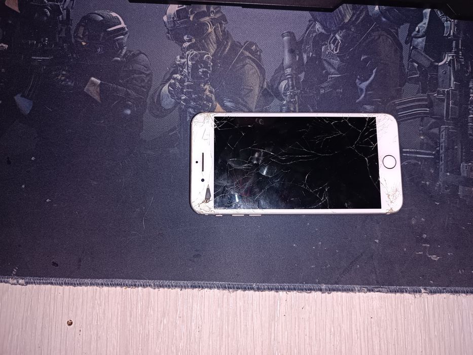 Продам Iphone 7 Plus