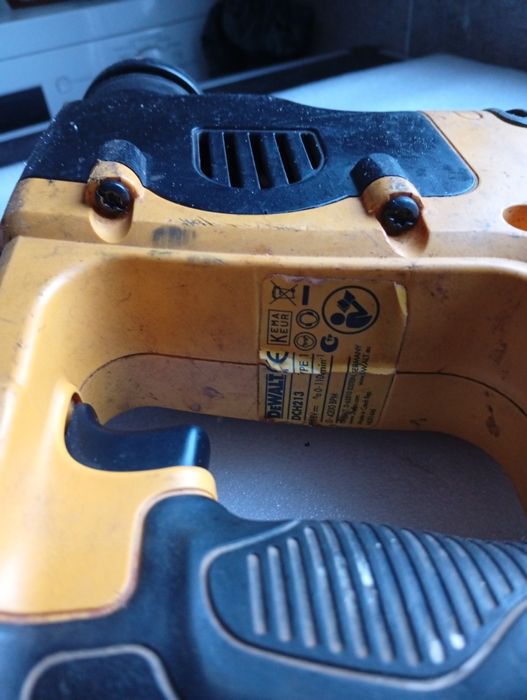Rotopercutor dewalt 18v defect