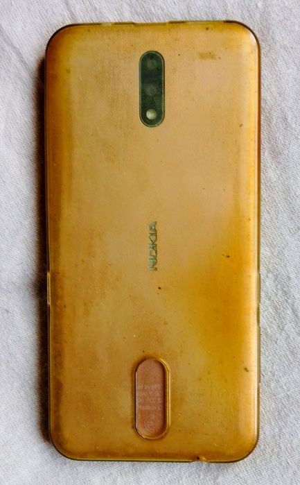 3 броя телефони за части