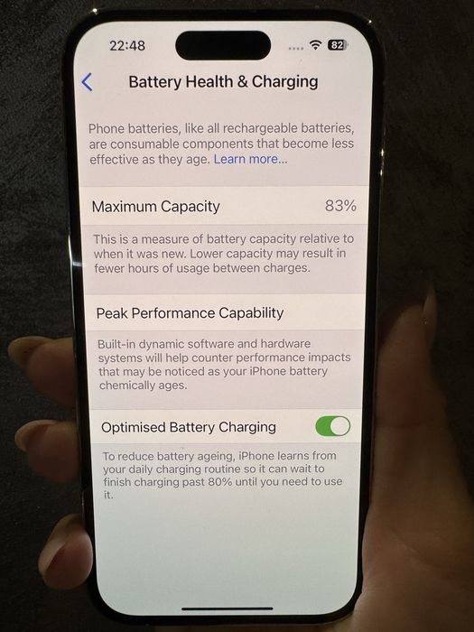 iPhone 14 Pro бял