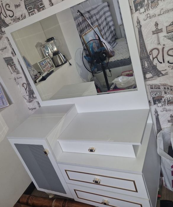 Спальный гарнитур бу!