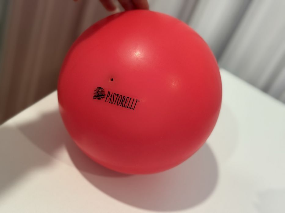 Топка за художествена гимнастика - Pastorelli