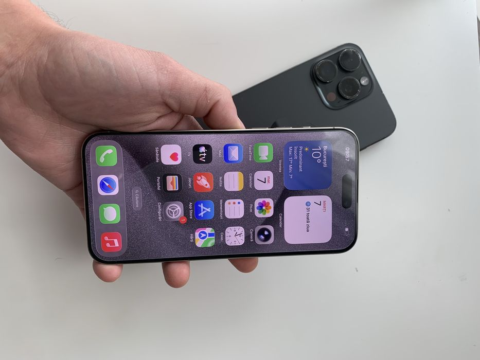 • Piese Iphone DEZMEMBRARI •