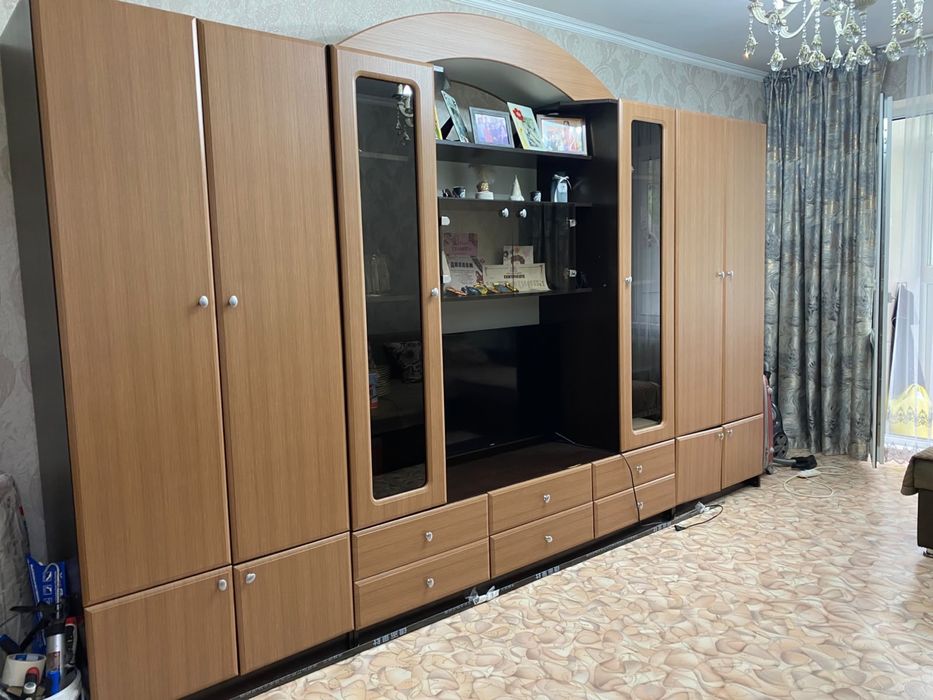Стенка в зал 80 000