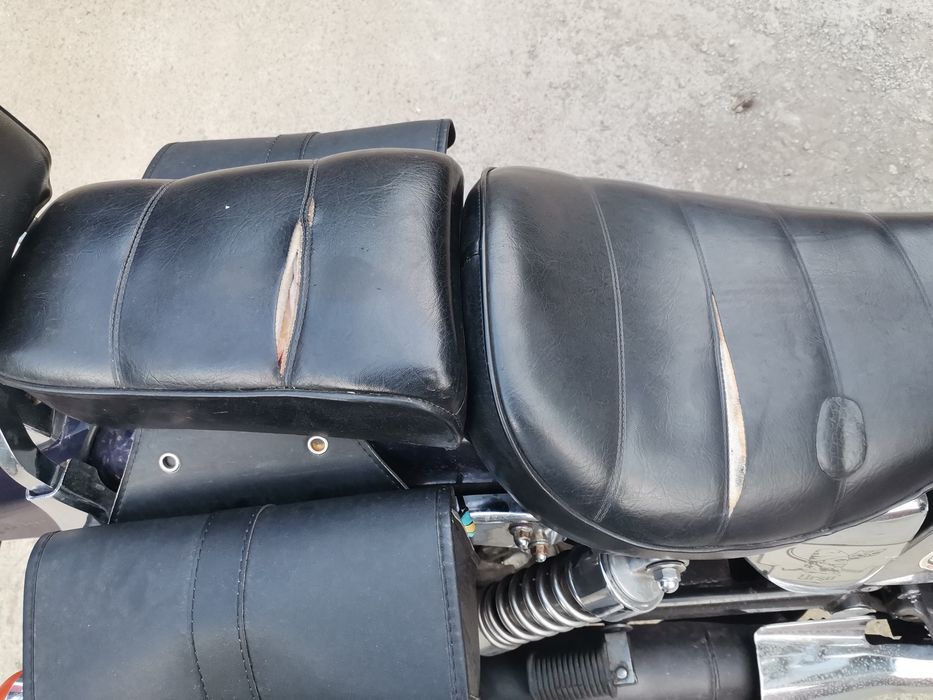 Motocicleta A2 Suzuki Savage 650