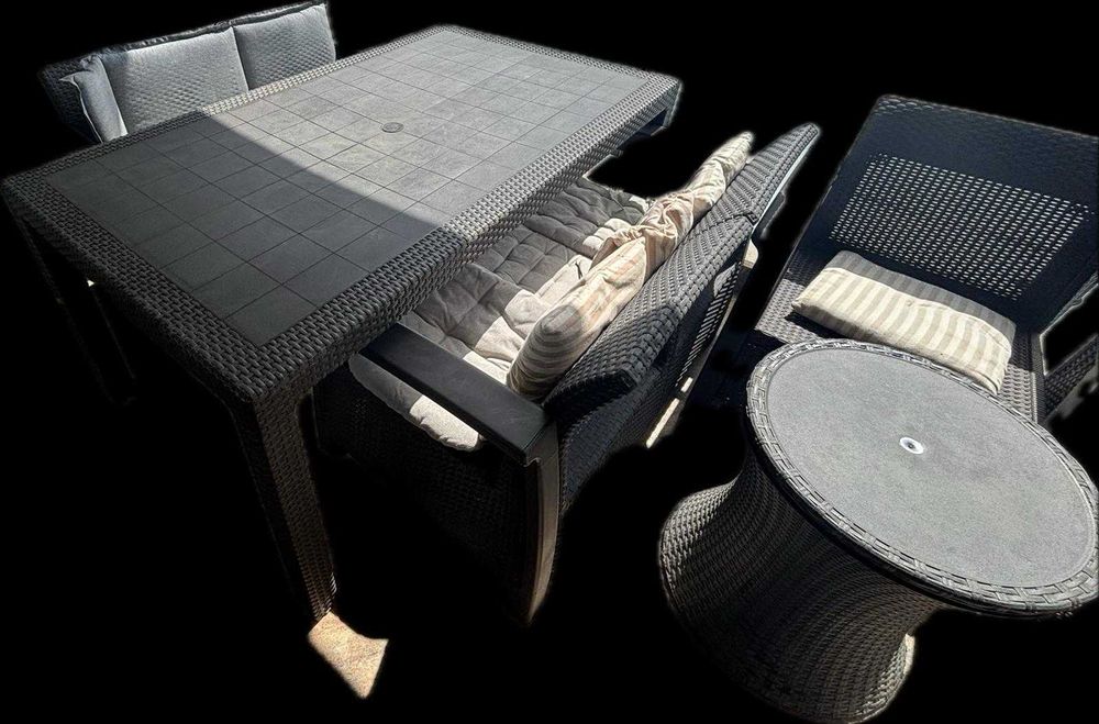 Masa + scaune + bancuta + măsuță buturi pentru terasa - OFERTA