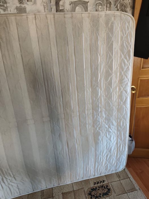 Отдам матрас бесплатно