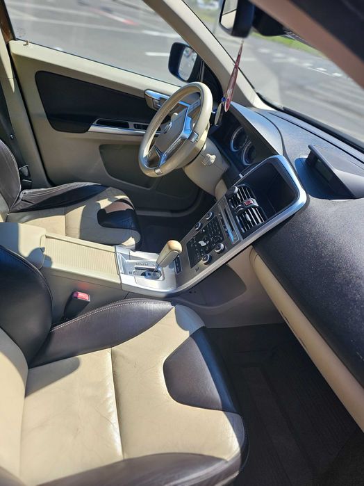 Volvo XC 60 2010 AWD