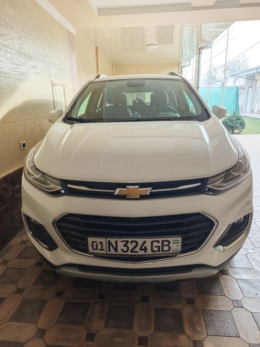 Трекер 1 примиер сотилади