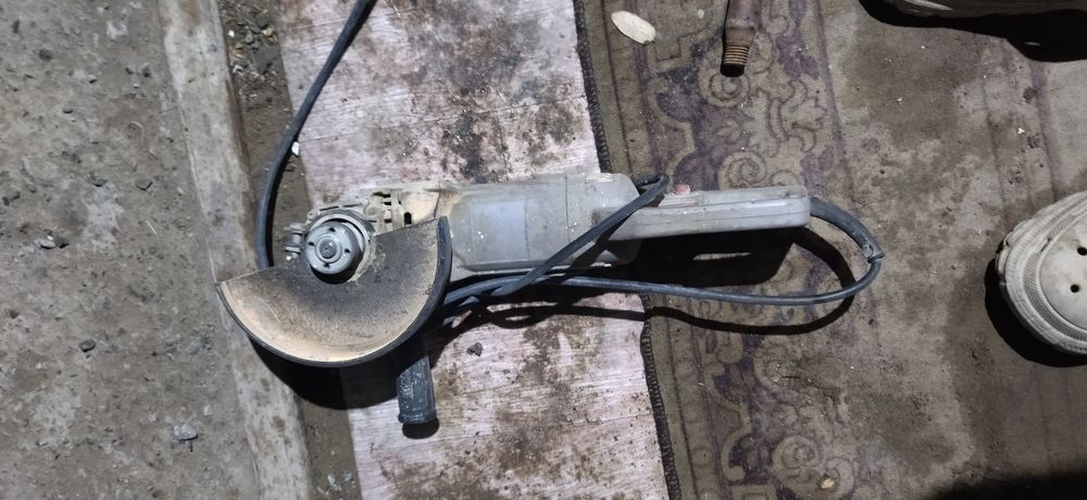 Болгарки 2 шт Crowmn и TEXA