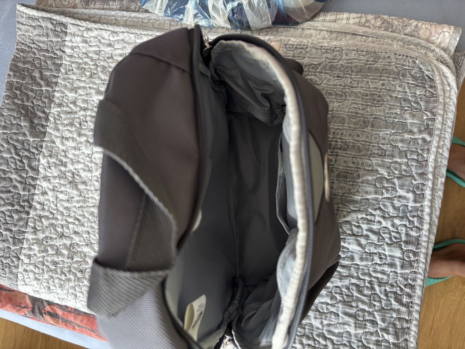 American Tourister  малка Раница