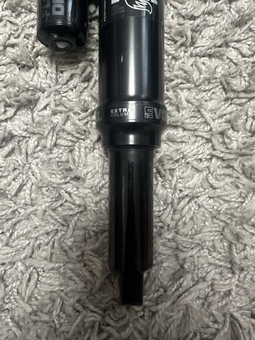 Vand Fox dpx2 performance 230x60