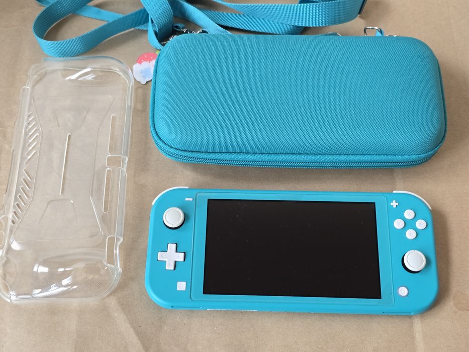 Nintendo Switch Lite Turquoise + 64гб карта памет + PicoFly
