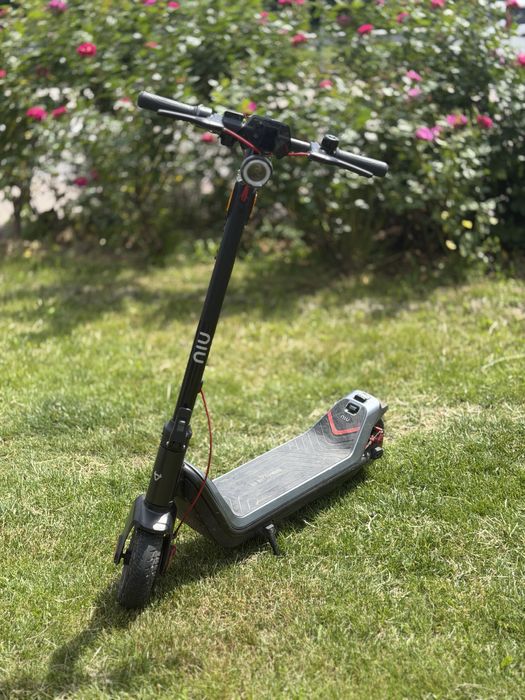 Vand trotineta electrica NIU KQi3 Max