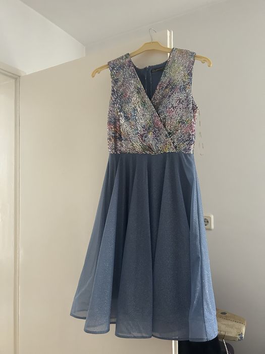 Официални рокли 2бр