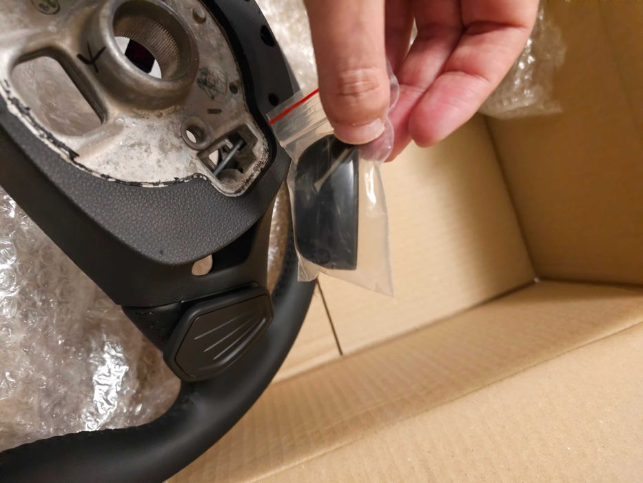 Skoda/Шкода двуспицов волан с пера