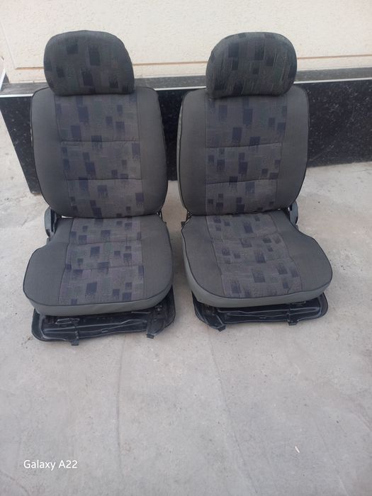 Дамас. Сидения.  Карейскм.  Мустакам. Балан