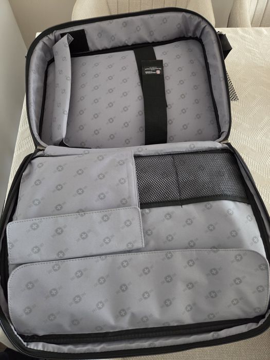 Чанта за лаптоп и документи Wenger