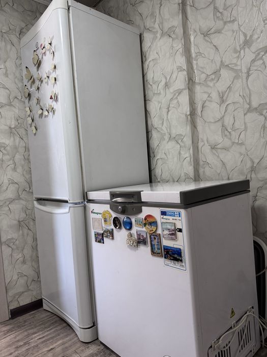 Холодильник  indesit