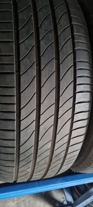 Anvelope vara 215 50 r17
