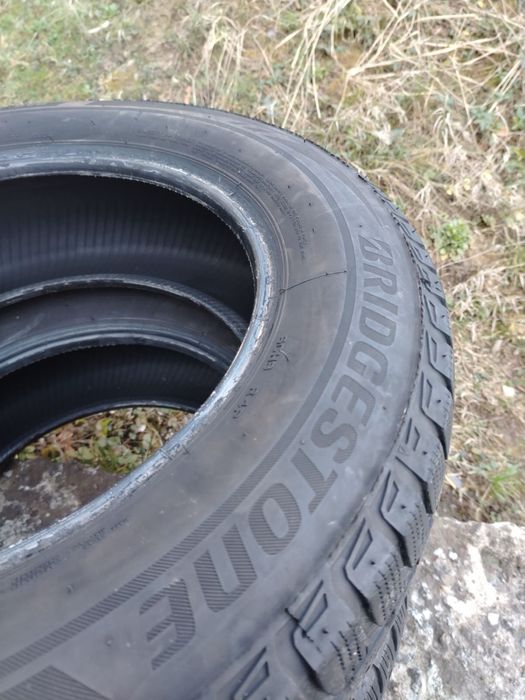 Гуми Bridgestone 215/65 R16 98H
