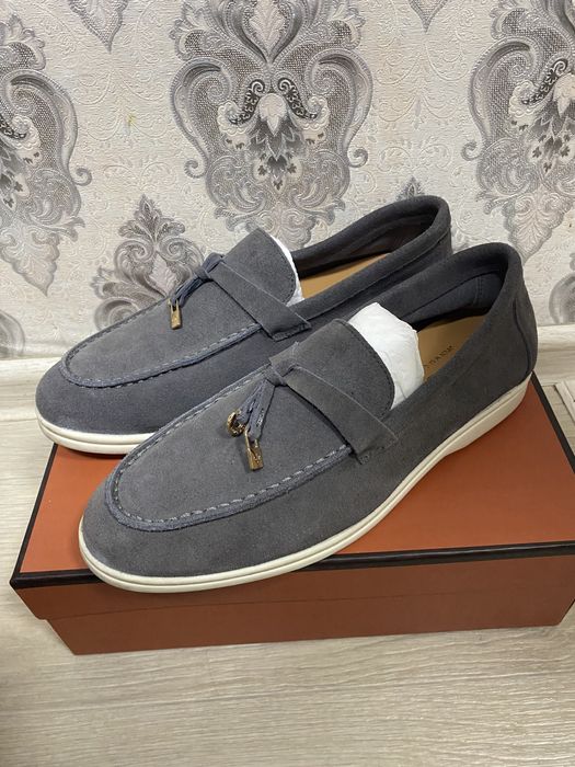 Продам лофер  замшевый