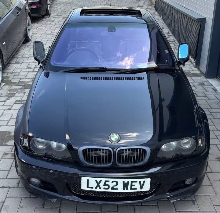 Dezmembrez BMW 330ci Manual M Tech 2,sistem audio Harman Kardon,Xenon,Recaro piele incalzit,TRAPA,volan M,oglinzi rabatabile electric,Stopuri Led