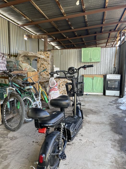 Прадаю электроскутер