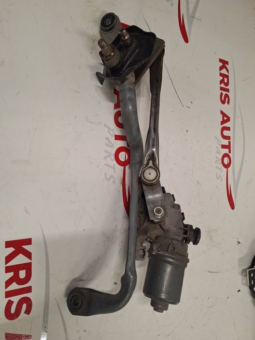 Моторче - механизъм предни чистачки Toyota Yaris / Тойота Ярис 2019г.