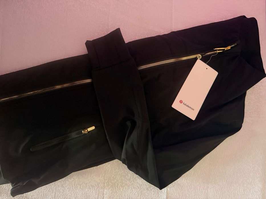 Горнище Lululemon размер 6 US