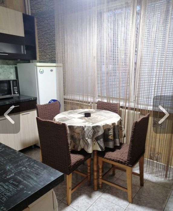 1стаен непреходен апартамент в гр Перник кв Изток на топ място.