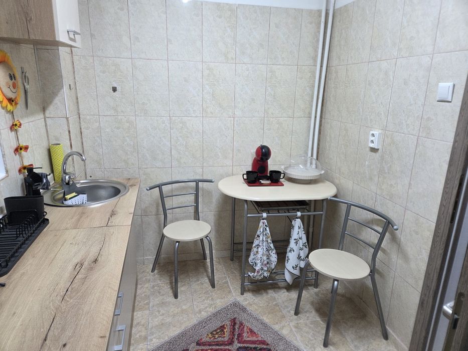 Închiriez apartament cu 2 camere,Strada Bucovina nr 3