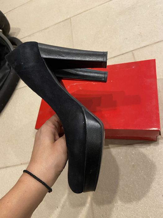 Pantofi toc piele intoarsa 40