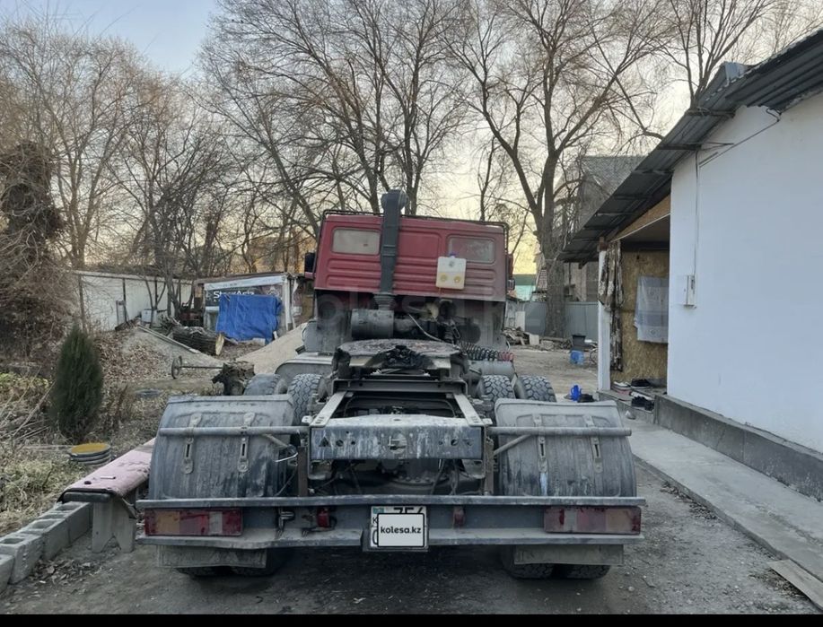 Продам камаз тягач