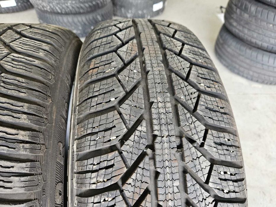 2 Anvelope IARNA 205.60.16 'Semperit' ; ca NOI