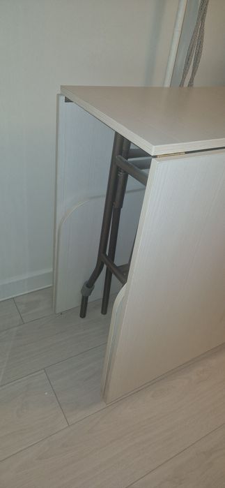 Продам Стол книжка