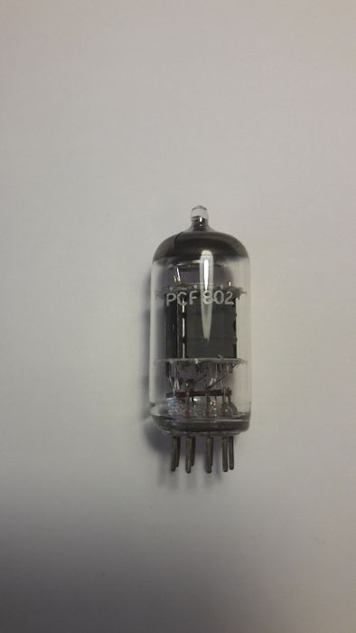 Tuburi electronice NOS (lampi) si socluri novale - preturi in anunt